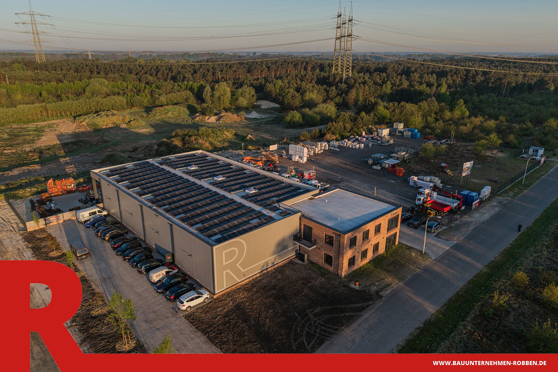Firmensitz Bauunternehmen Robben 5 Bürogebäude mit Arbeitshalle und Lagerplatz der Bauunternehmen Robben GmbH.